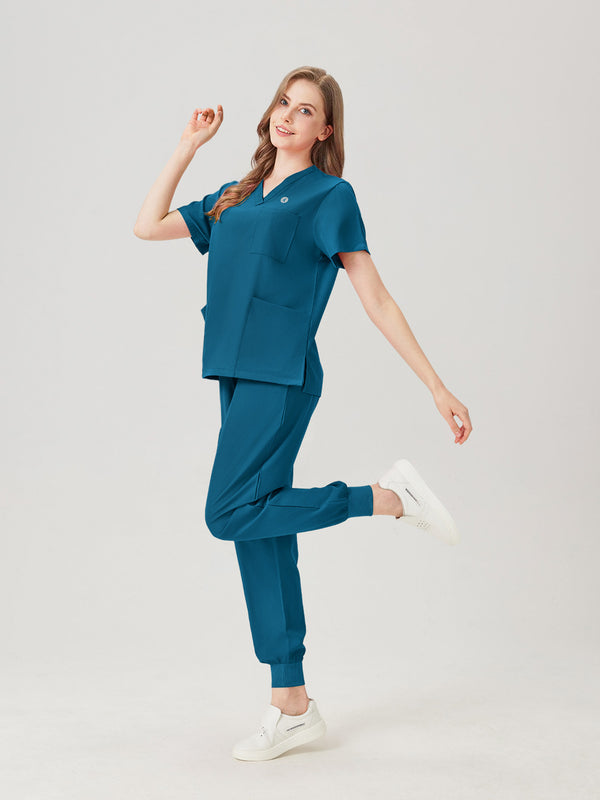 Pijama quirúrgico de mujer, modelo que muestra la vista lateral