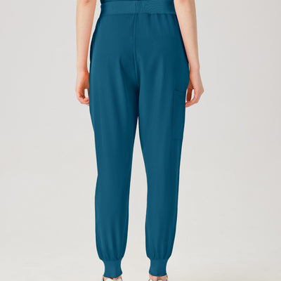 Vista posterior de los pantalones de bata quirúrgica de mujer