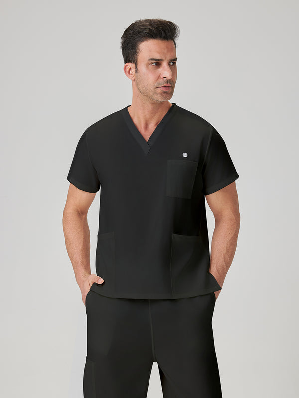 Bata quirúrgica negra para hombre JelriSoFit®, modelo que muestra la vista frontal