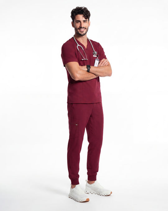 JelriSoFit Free Uniformes Quirúrgicos – Hombres Vino, Bolsillos amplios