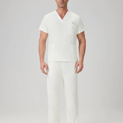 Bata quirúrgica para hombre JelriSoFit® - Crema, modelo mostrado vista frontal