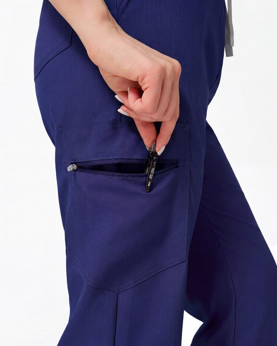 Bolsillo con cremallera del pantalón azul marino