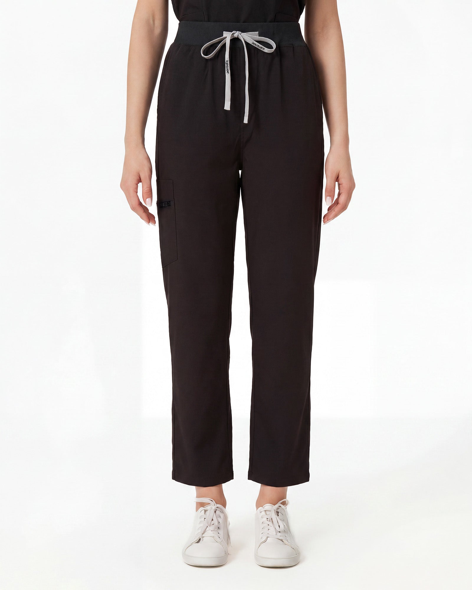Pantalón largo negro con cordón elástico en cintura