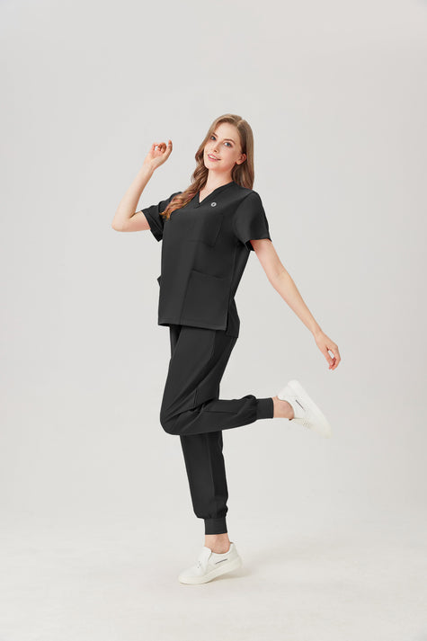 Bata quirúrgica negra JelriSoFit® para mujer, vista lateral