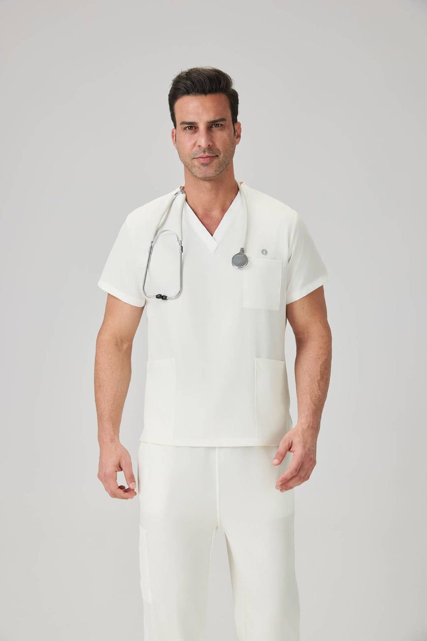 Bata quirúrgica JelriSoFit® para hombre - Crema, imagen del modelo
