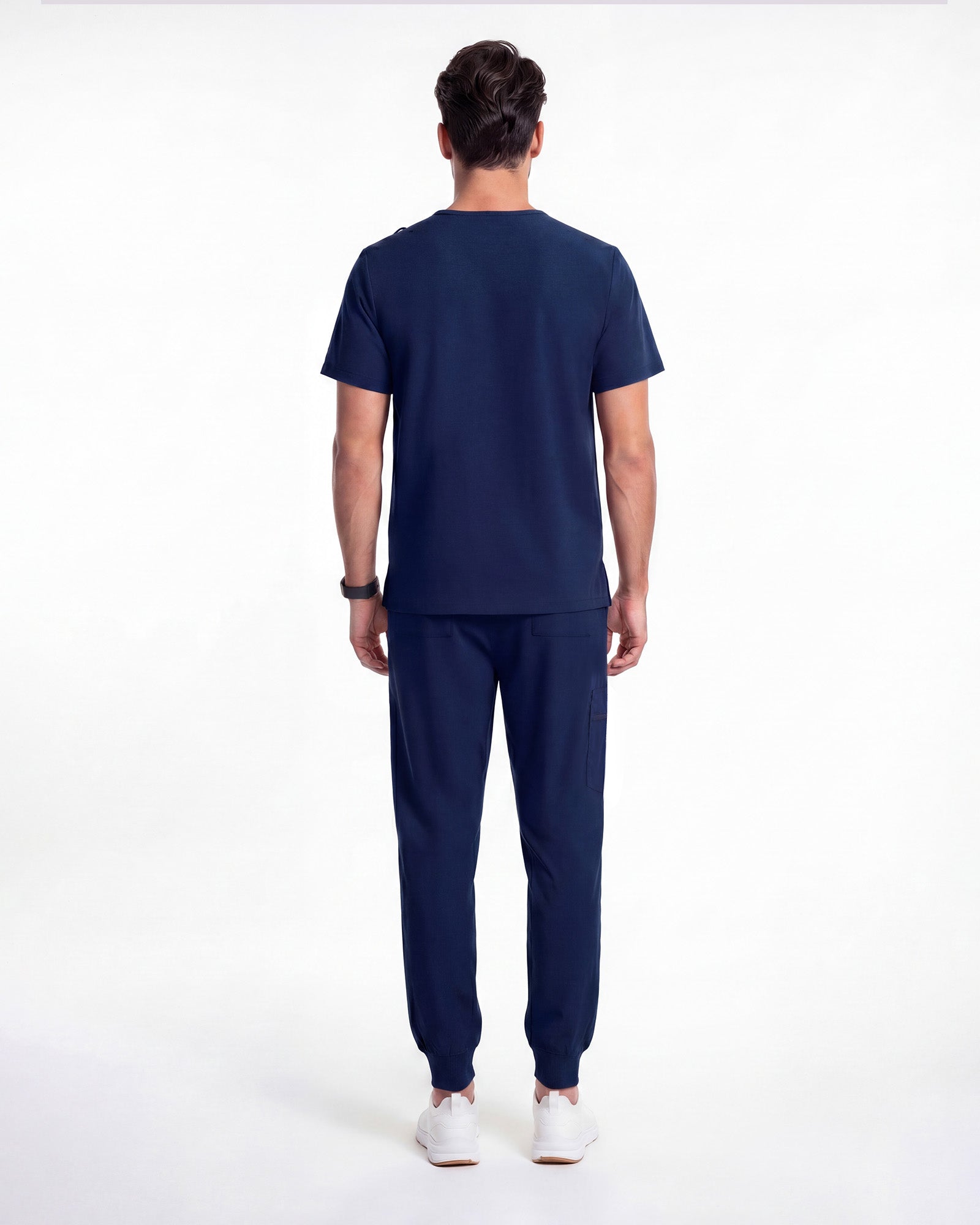 JelriSoFit Free Uniformes Médicos – Hombres Azul Marino, mantiene una apariencia ordenada