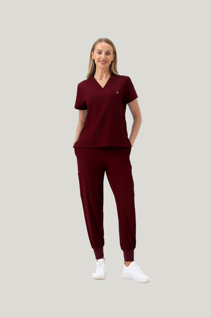 JelriSoFit Set quirúrgico 3 piezas – Mujer Burgundy, Diseño con bolsillos amplios