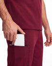 JelriSoFit Free Uniformes Quirúrgicos – Hombres Vino, Bolsillos amplios