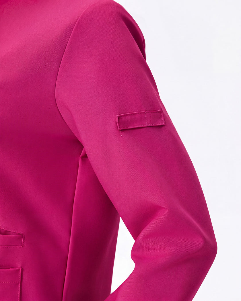 Detalle etiqueta manga de la chaqueta bugambilia