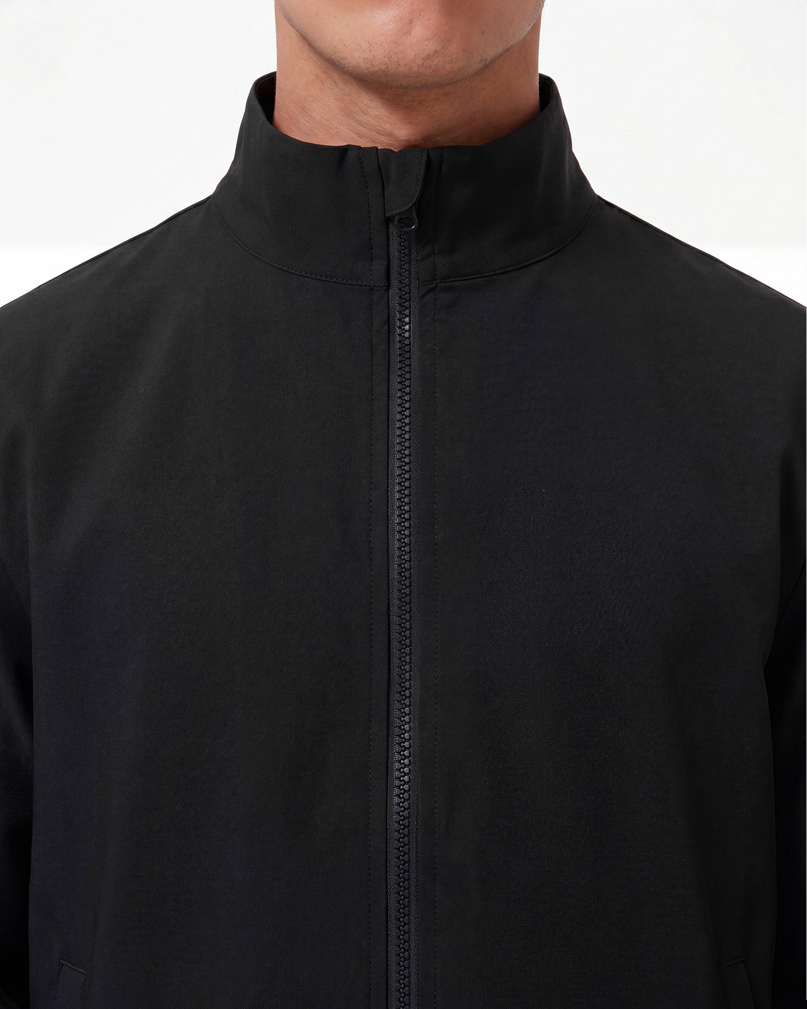 JelriSoFit set quirúrgico de 3 piezas para hombre Negro, detalle del cuello de la chaqueta